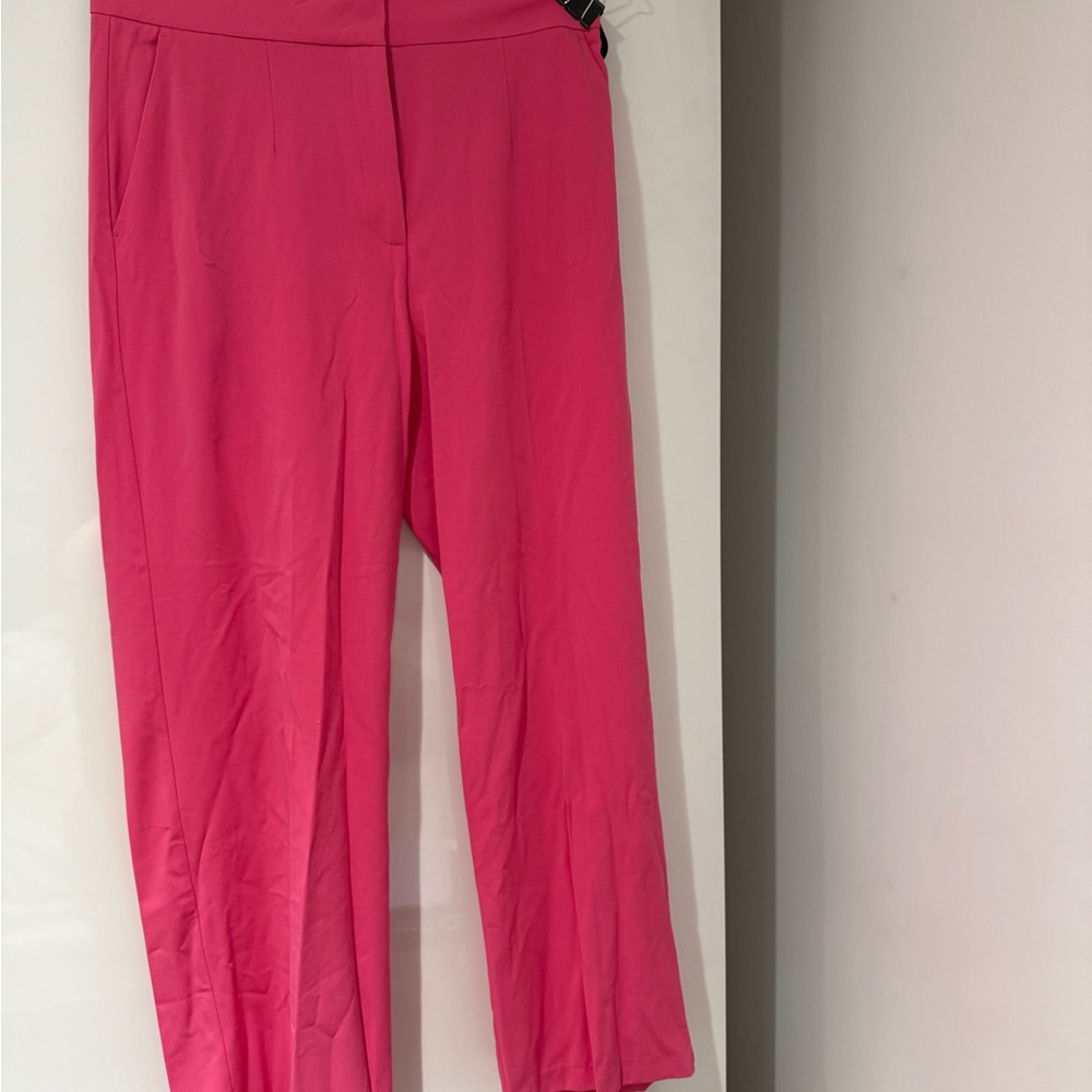 Dynamite Vibrant Pink Cropped Pants